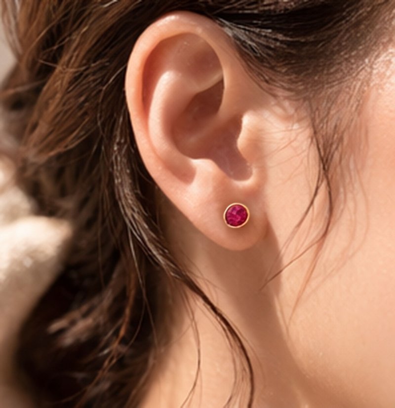 手工红宝石包镶耳环 极简风格 纯银制作 - 耳环/耳夹 - 银 咖啡色