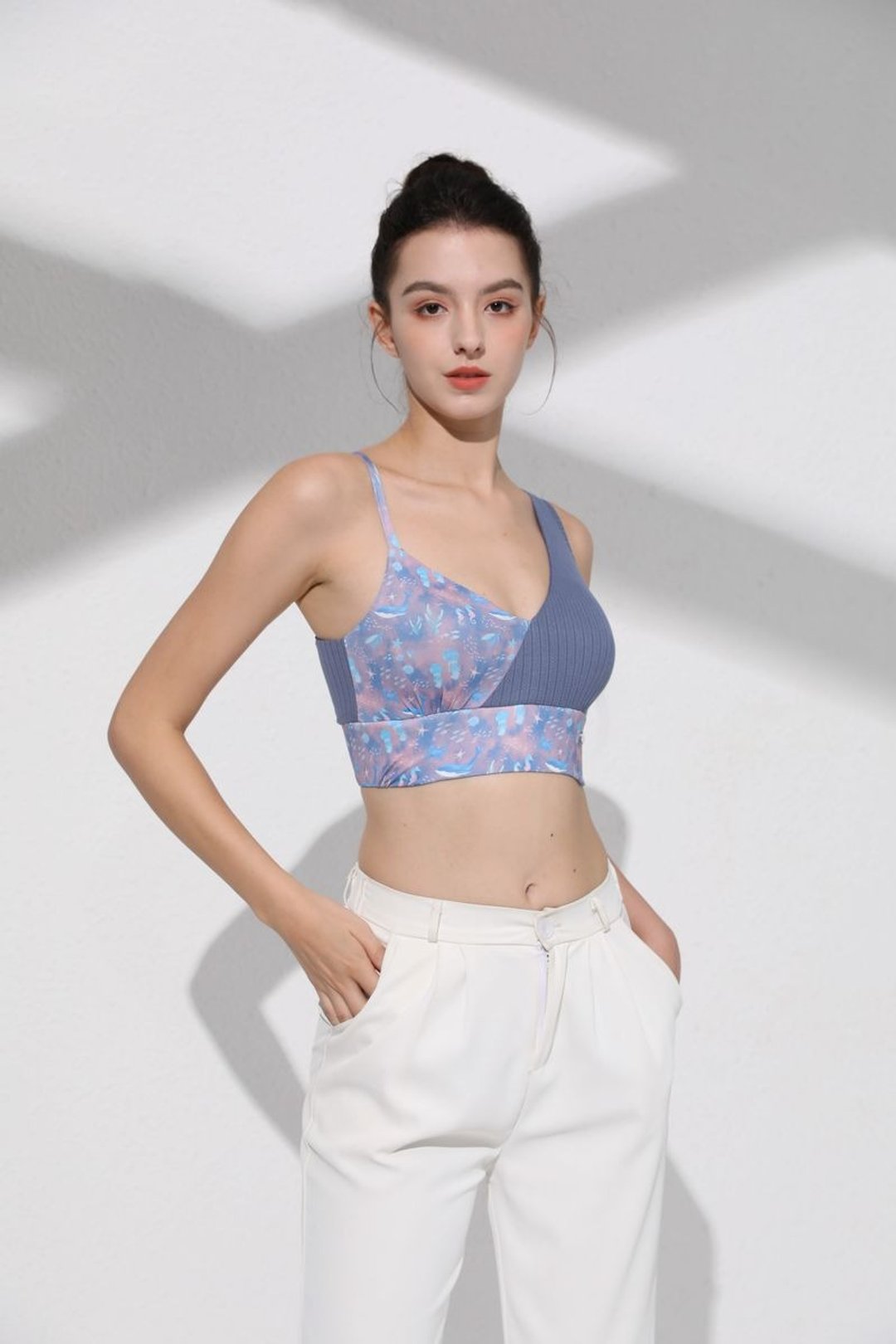 联乘款 x 不对称海洋印花上衣附带胸垫 - 女装运动衣 - 棉 蓝色