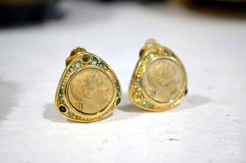 中古Nina Ricci人像古金夹式耳环耳夹 日本二手中古珠宝首饰古着 - 耳环/耳夹 - 宝石 金色