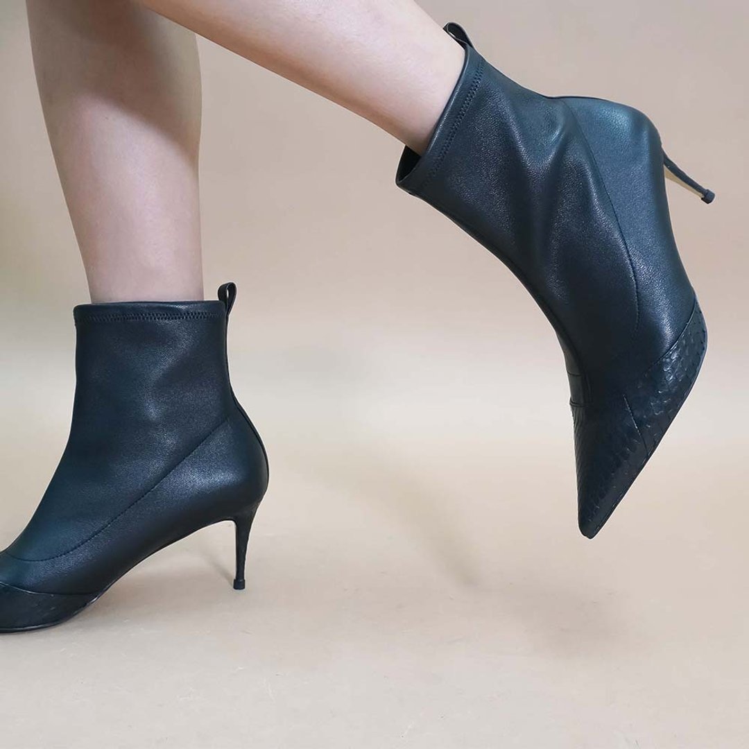 【真蛇皮系列】鞋头真蛇皮 拼 弹力羊皮 短BOOTS - 女款短靴 - 真皮 黑色