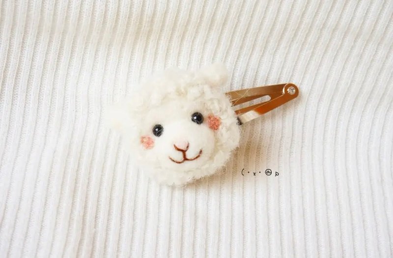 Lamb Fluffy Hair Patch - 发饰 - 羊毛 白色