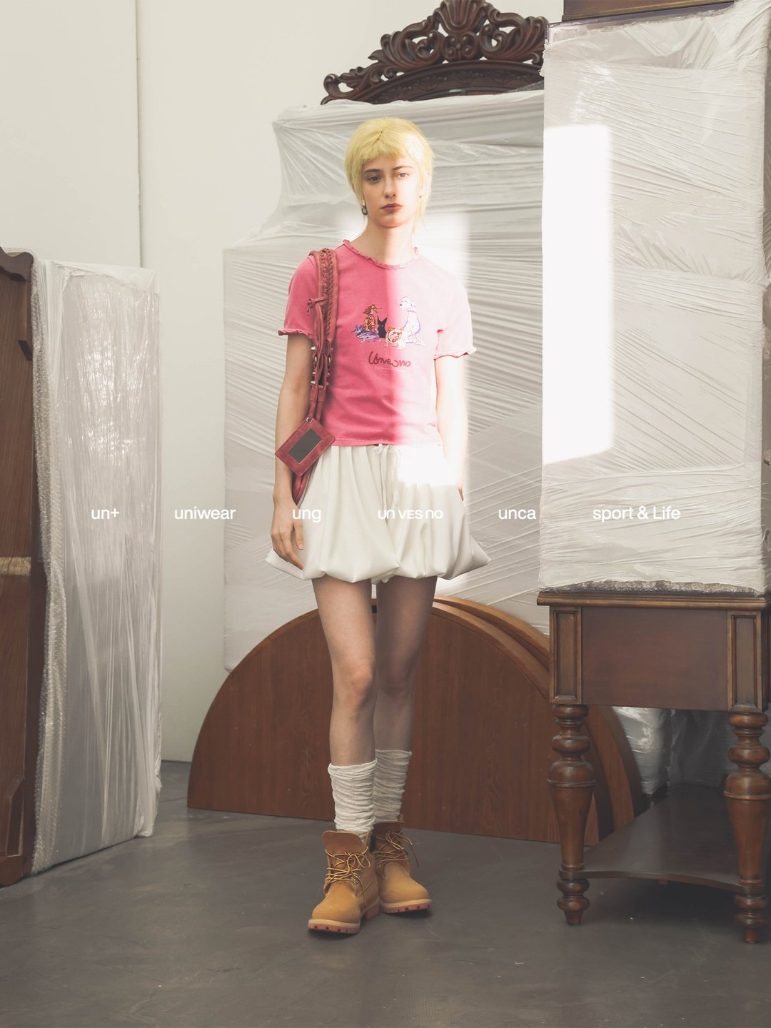 Unvesno(UN) NewVintage手绘芭比小狗印花水洗做旧女短袖T恤 - 女装 T 恤 - 其他材质 