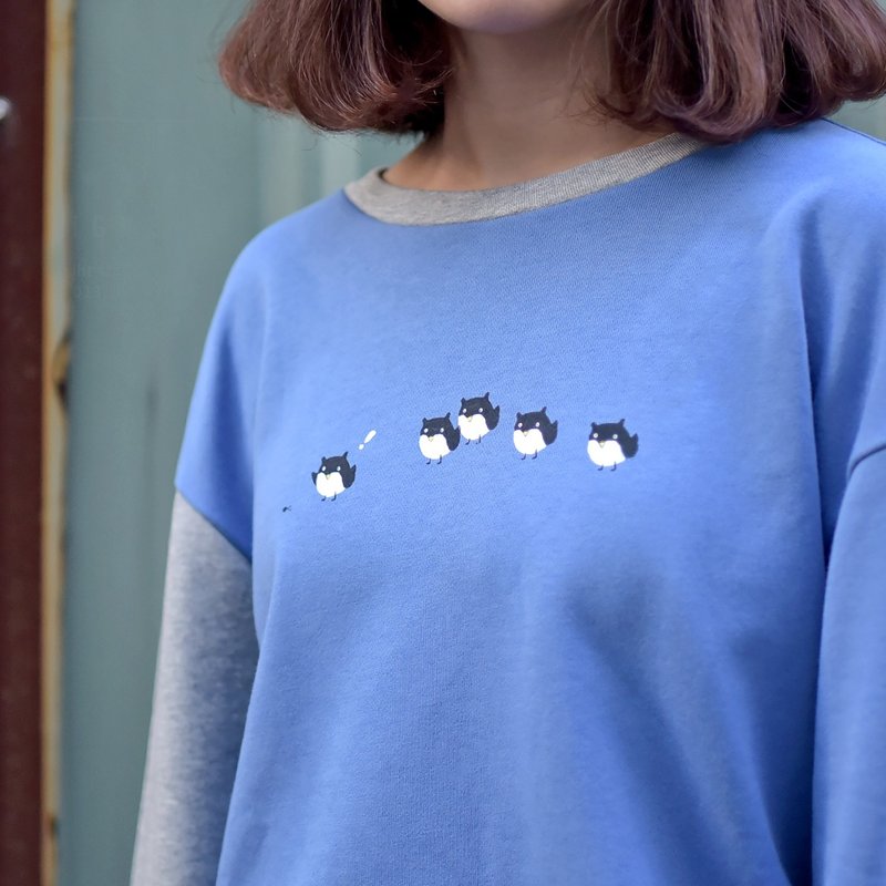 挺身而出的朋友－拼色宽松不修边上衣 - 女装 T 恤 - 其他材质 蓝色