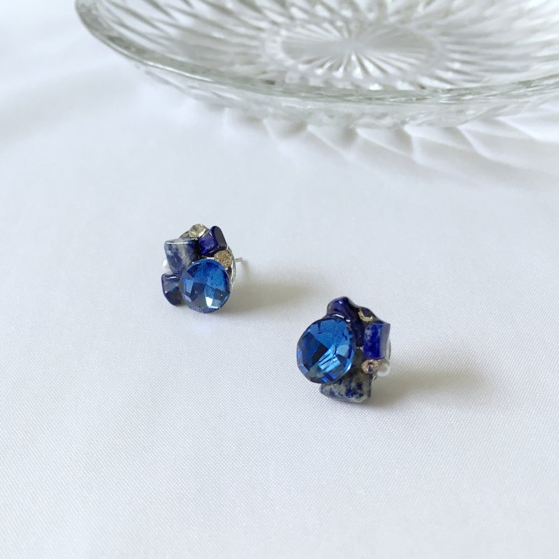 随性。青金石 天然石 手作 抗敏耳针 可改夹式耳环 事业 工作成就 - 耳环/耳夹 - 水晶 蓝色