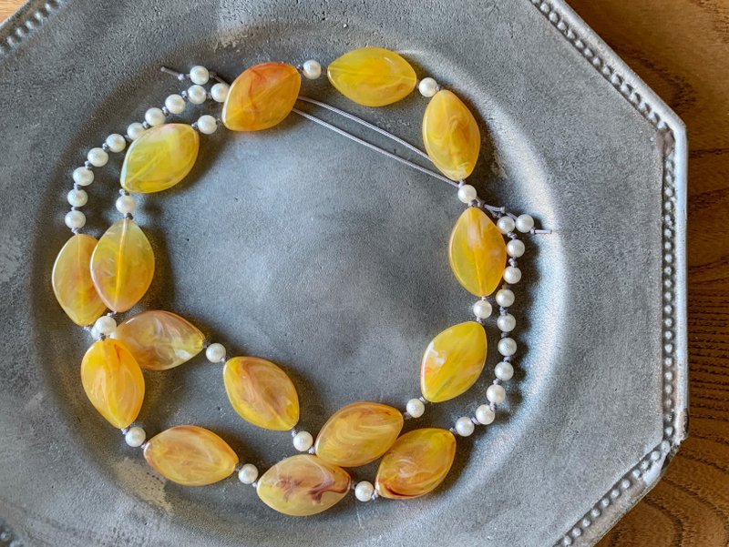 Yellow Marble Long Necklace (Metal Free) [Iebe Autumn] - 长链 - 压克力 黄色