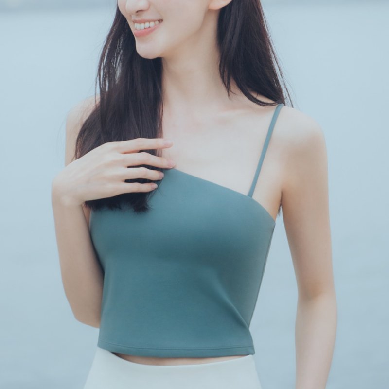 【MACACA】若水瑜伽背心 - AIE1123 雾绿 - 女装运动衣 - 尼龙 绿色