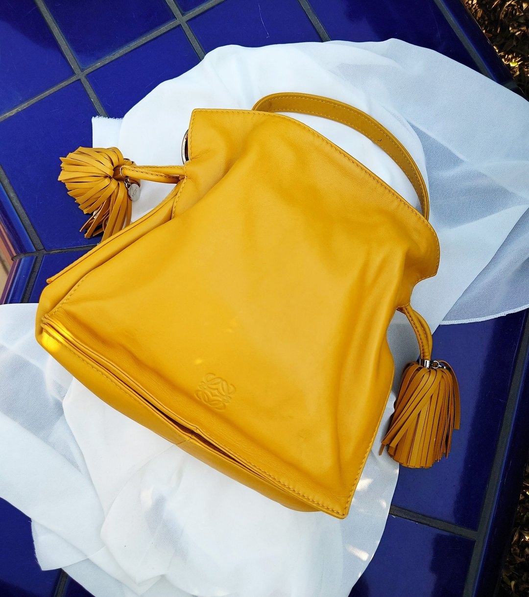 客人预留 Loewe Flamenco 流苏包束口袋肩背包斜挎包单肩包束绳包 - 侧背包/斜挎包 - 真皮 黄色