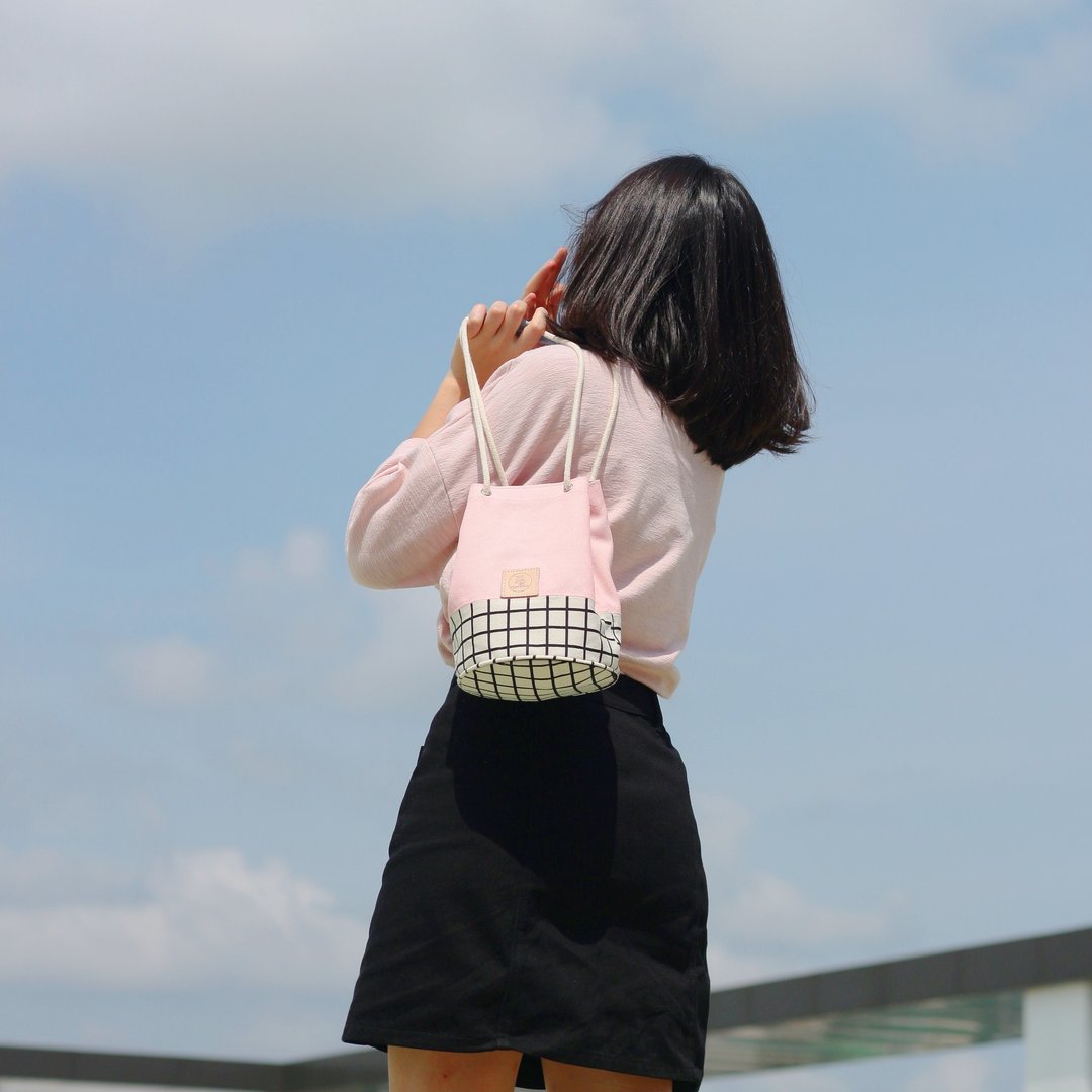 Mini Bucket Bag canvas fabric small size pink colour and grid pattern - 侧背包/斜挎包 - 尼龙 粉红色