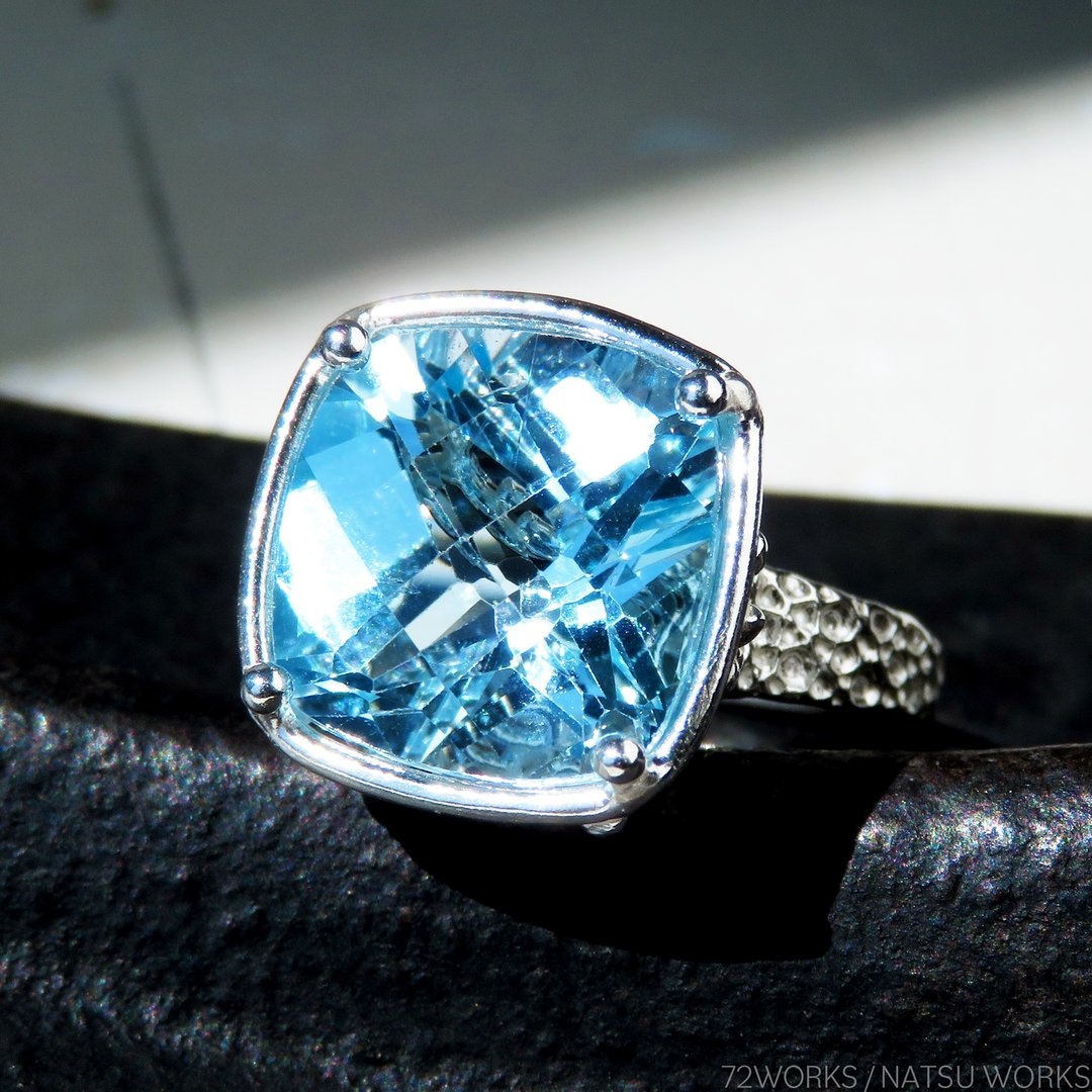 Faceted Blue Topaz Ring - 戒指 - 宝石 蓝色