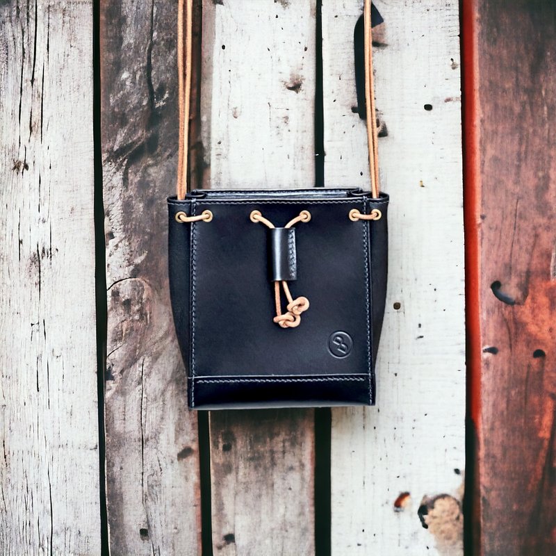 DUAL - 手工牛皮优雅水桶包 (大) - 质感黑(生日 情人节 圣诞节) - 侧背包/斜挎包 - 真皮 黑色