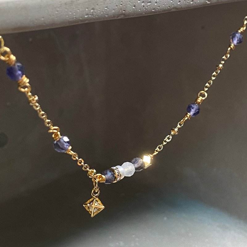 14k包金锆石立体星星坠饰珍珠月光石配珠堇青石手链手链 J.Y.L - 手链/手环 - 水晶 紫色