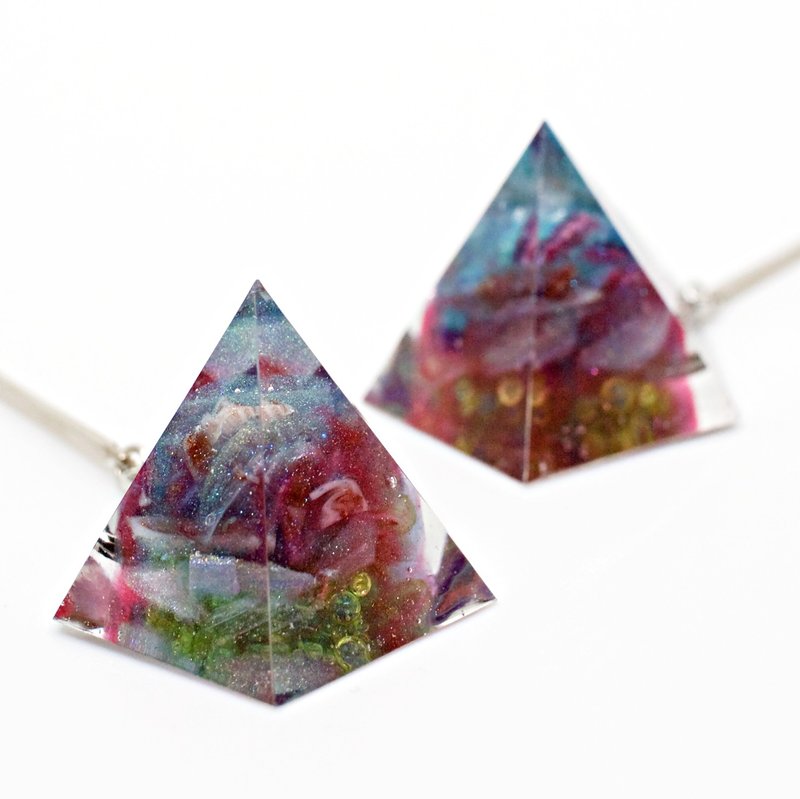 Pentagon Dome Dangle Earrings (Mugen Awakage) - 耳环/耳夹 - 树脂 多色