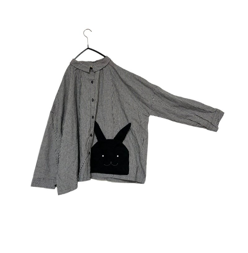 黑色兔子口袋衬衫 - 女装衬衫 - 棉．麻 黑色