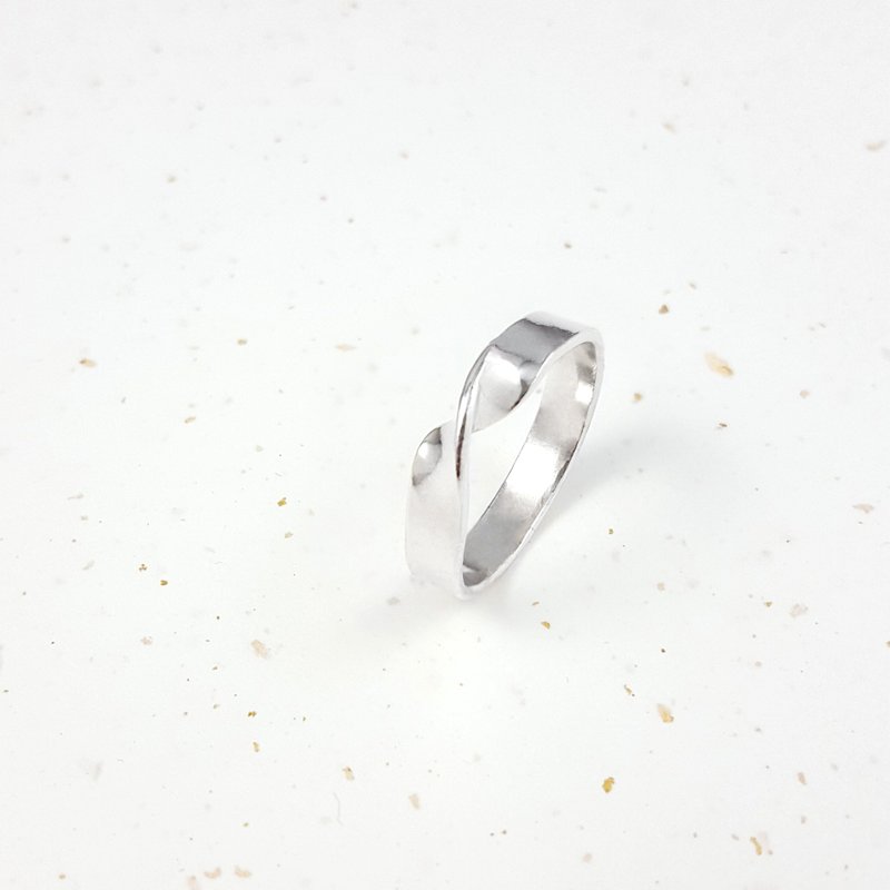 金工课程【1 人成团】扭转神迹银戒 宽版 手作戒指 礼物 文化币 - 金工/饰品 - 纯银 