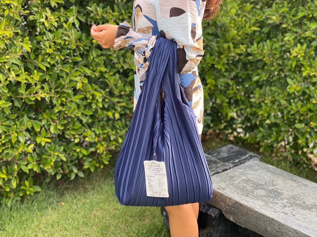 Wyllabrand Pleated bag Deep blue hawaii / Navy - 手提包/手提袋 - 其他材质 蓝色