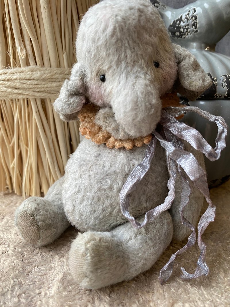 Teddy elephant, cute elephant, elephant OOAK, elephant toys - 玩偶/公仔 - 其他材质 灰色