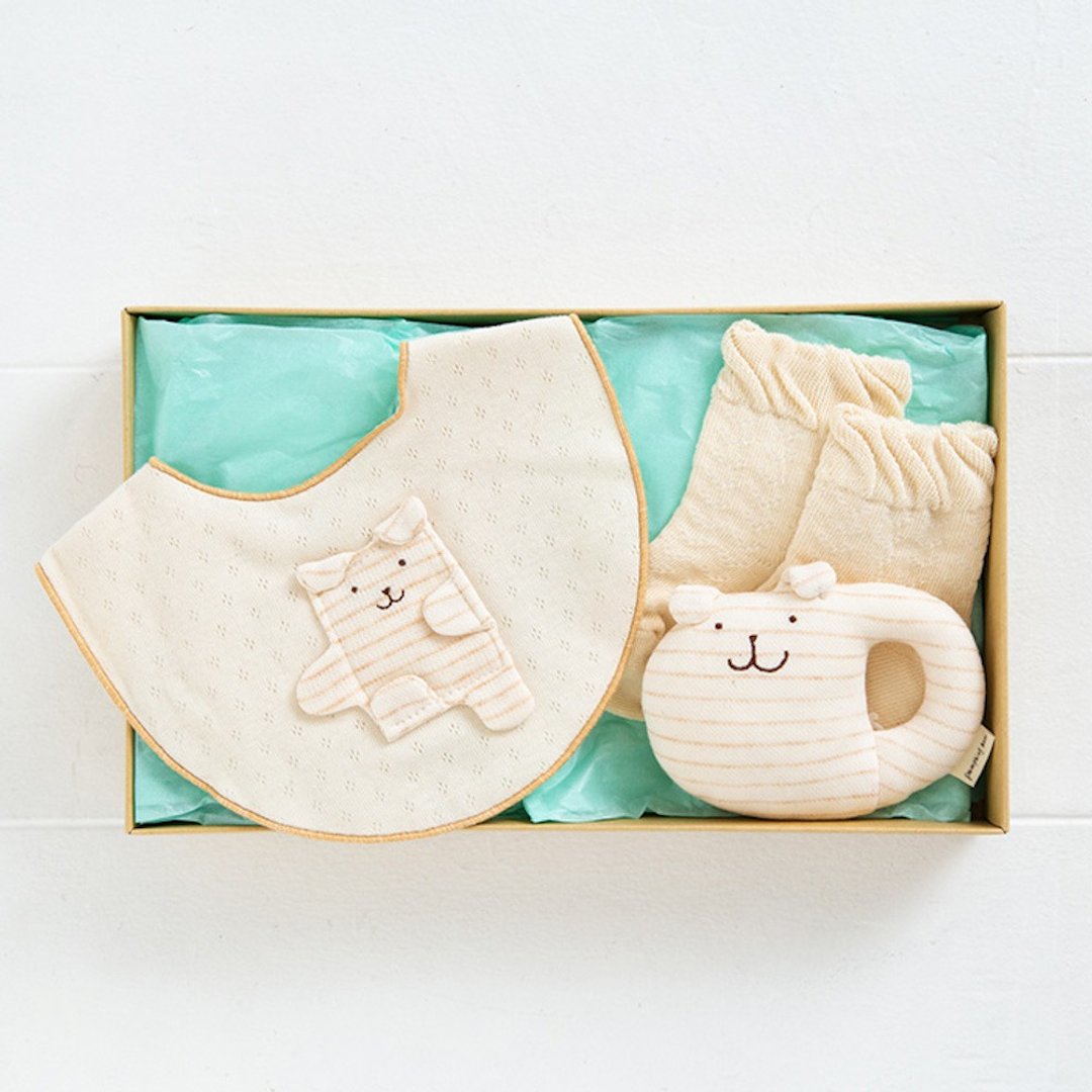 Gift Set W-1 Dog Collection Dog 100% Organic Cotton Bib Rattle Socks (XS 9-11cm) 3 Piece Set Made in Japan for Baby Shower - 满月礼盒 - 棉 白色