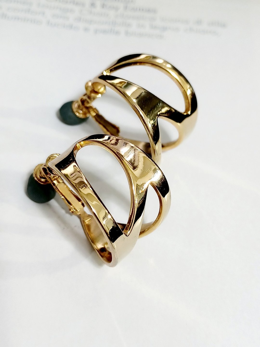 vintage jewelry  NAPIER 金色现代艺术风格 夹式耳环 - 耳环/耳夹 - 其他金属 