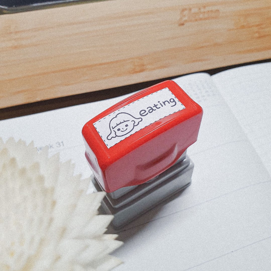 似颜绘连续章+附赠10ml墨水(可加购透明姓名贴) - 印章/印台 - 塑料 多色