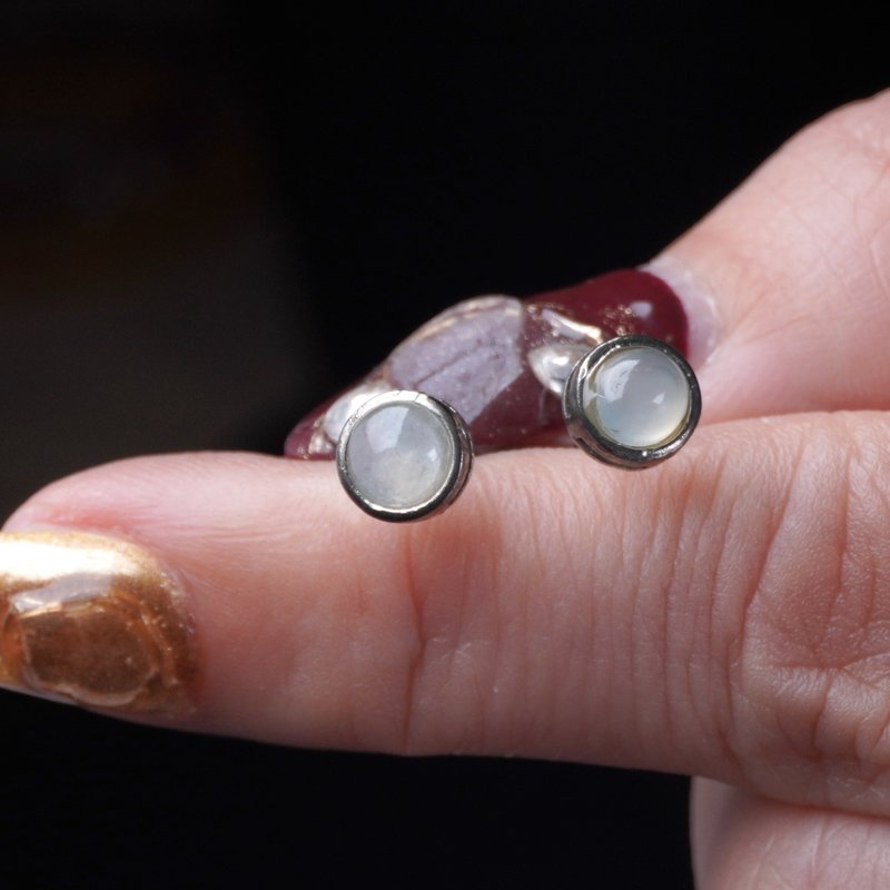 冰种翡翠蛋面耳钉  925纯银 | 天然缅甸玉A货翡翠 | 送礼 - 耳环/耳夹 - 玉石 透明