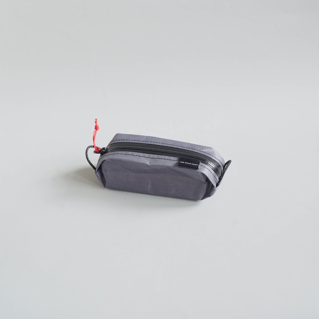 OR THIS WAY Utility Zip Pocket - กระเป๋าซิปใส่ของอเนกประสงค์ - Grey - 其他 - 防水材质 灰色