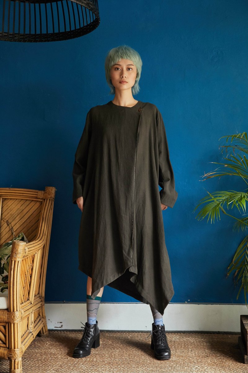 斜襟叶尾长袖洋装 | 深鸦夜鸣 |公平贸易 - 洋装/连衣裙 - 羊毛 黑色