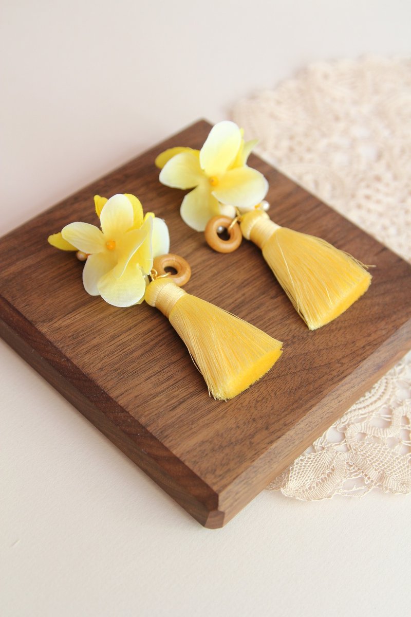 耳环 饰品 花耳环 花办耳环 流苏耳环 干花耳环 少女风 日系作品 - 耳环/耳夹 - 植物．花 黄色