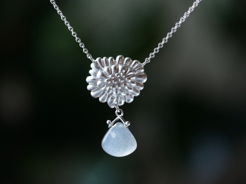 手工纯银 雏菊 月光石项链 Daisy Silver Jewelry - 项链 - 纯银 白色