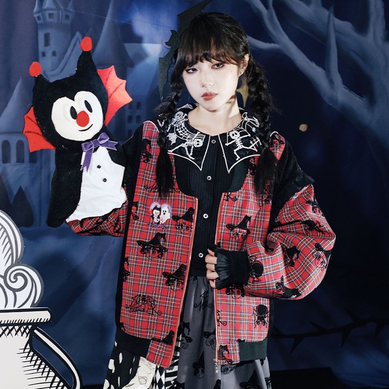 Meugler牛稠岛 德古拉 美少女蜘蛛植绒暗黑拼接红格廓形短外套 - 女装休闲/机能外套 - 棉．麻 多色