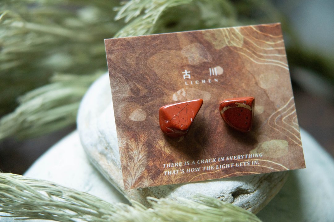 CRACK | 矿物系耳环 |  EARRINGS - 耳环/耳夹 - 玉石 红色