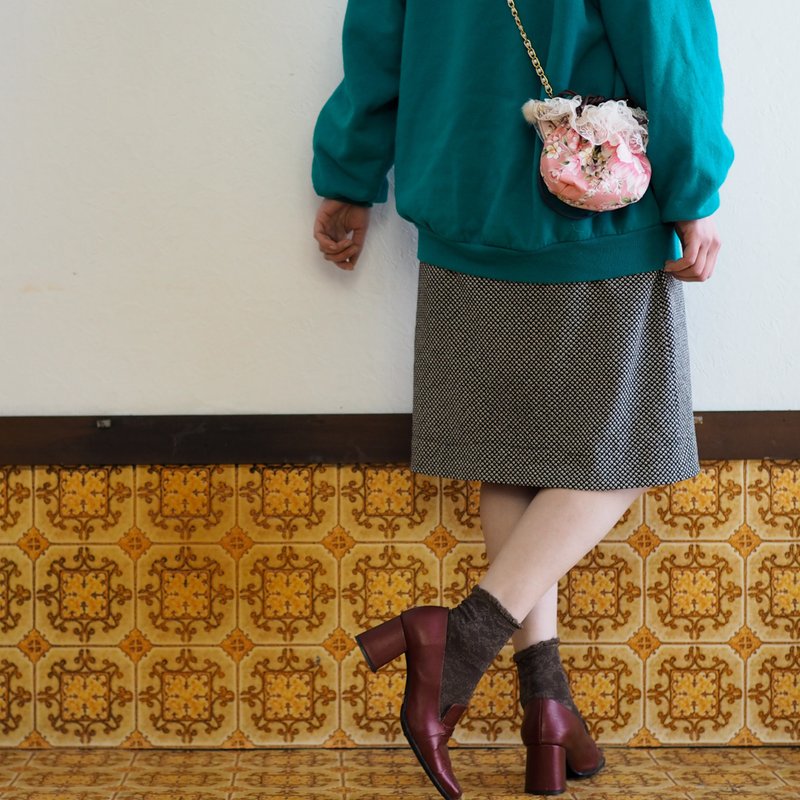 Cat-shaped purse pochette with spring fluffy lace (1 piece) - 侧背包/斜挎包 - 棉．麻 粉红色