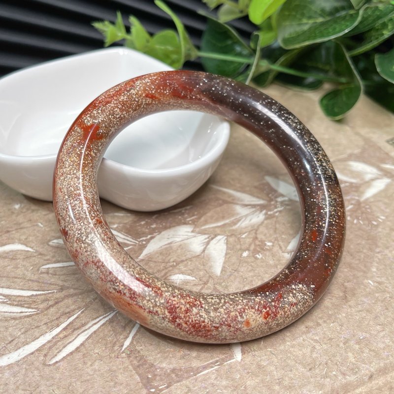 南非红碧玉手镯56+MM 红白渐变满天星圆条玉髓手环 高瓷半玉化 - 手链/手环 - 半宝石 红色