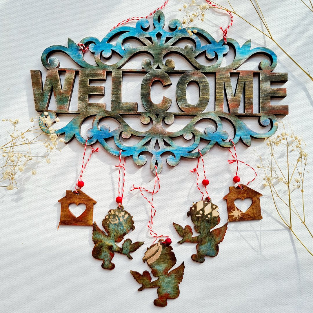 Unique Christmas Welcome Sign Front Door Wood decor Outdoor rustic wall hanging - 门帘/门牌 - 木头 灰色