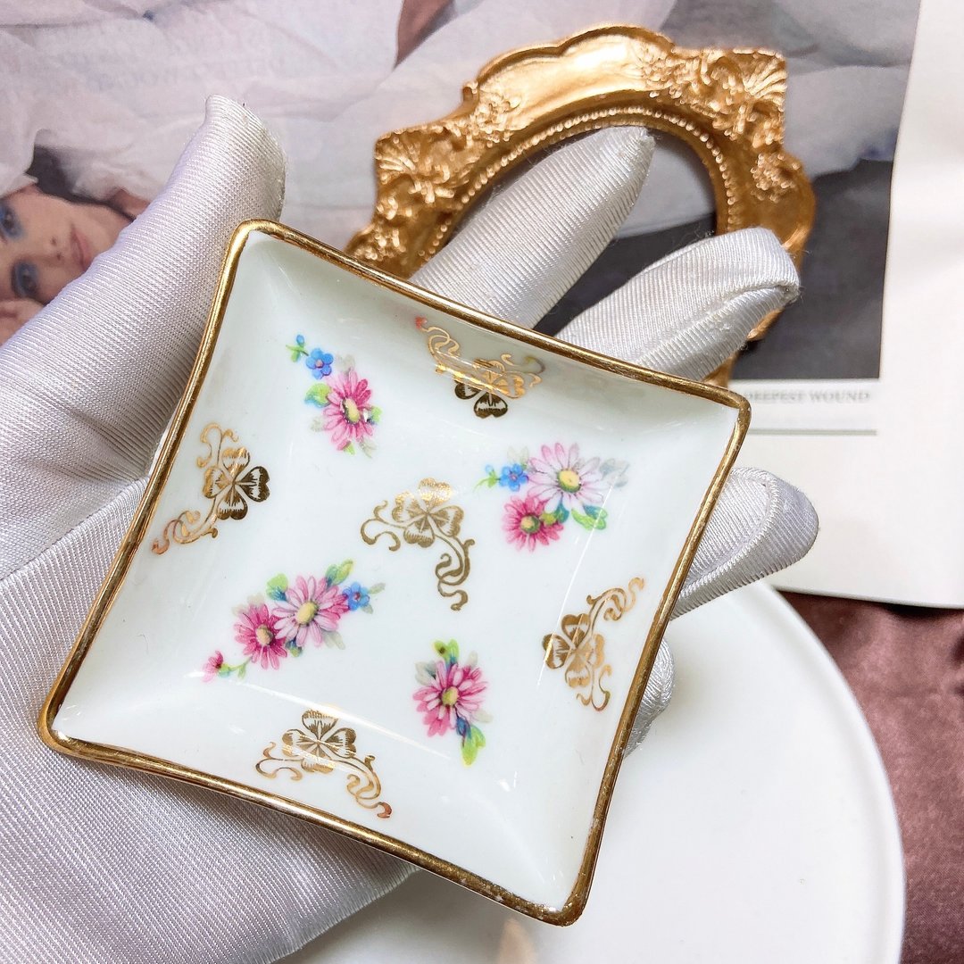 【西洋古董饰品】二十世纪法国Limoges优雅陶瓷金边彩花卉碟盘子 - 摆饰 - 贵金属 多色