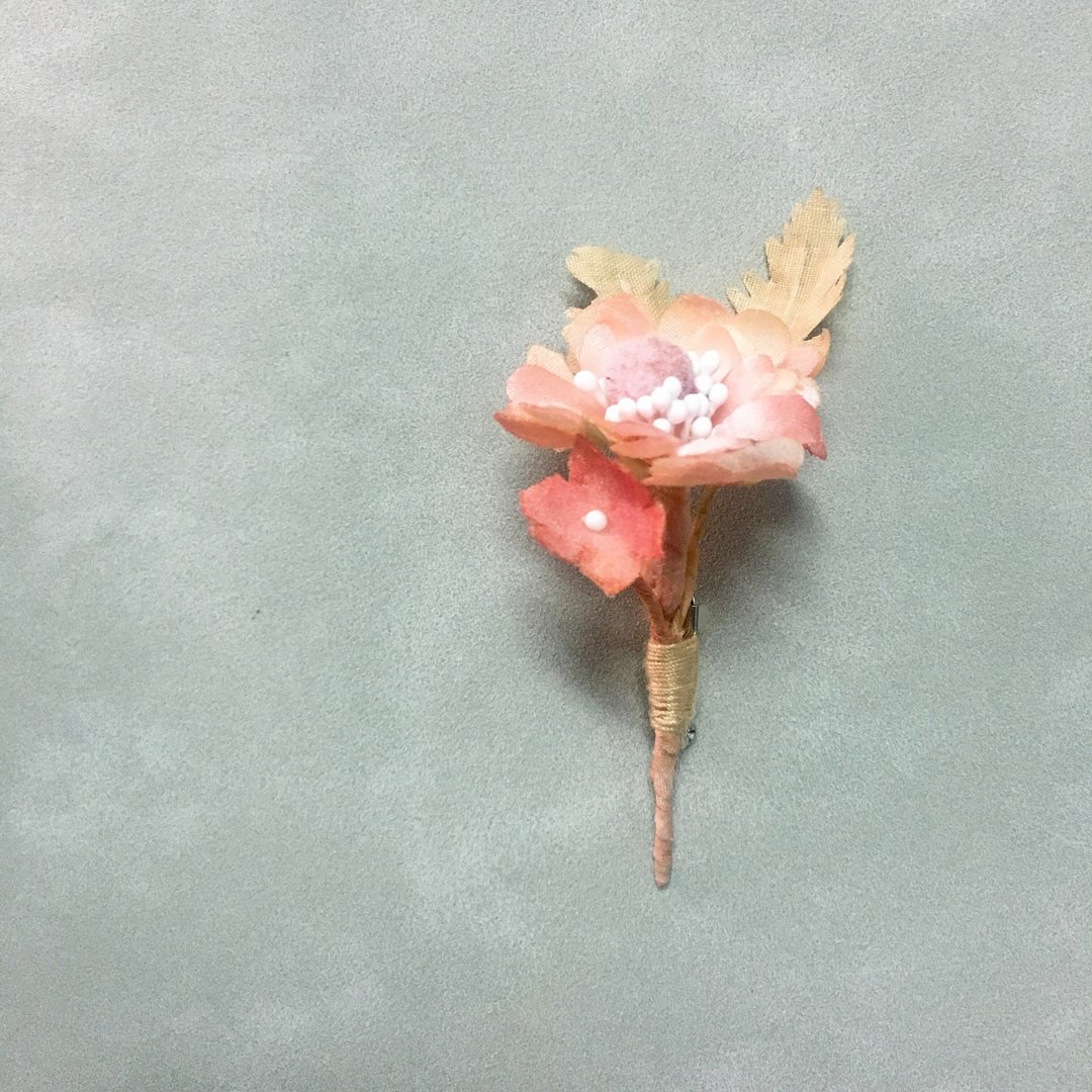 手染花胸针【西柚美人】 染花 布花 胸针 别针 胸花 婚礼配件 - 胸针 - 棉 