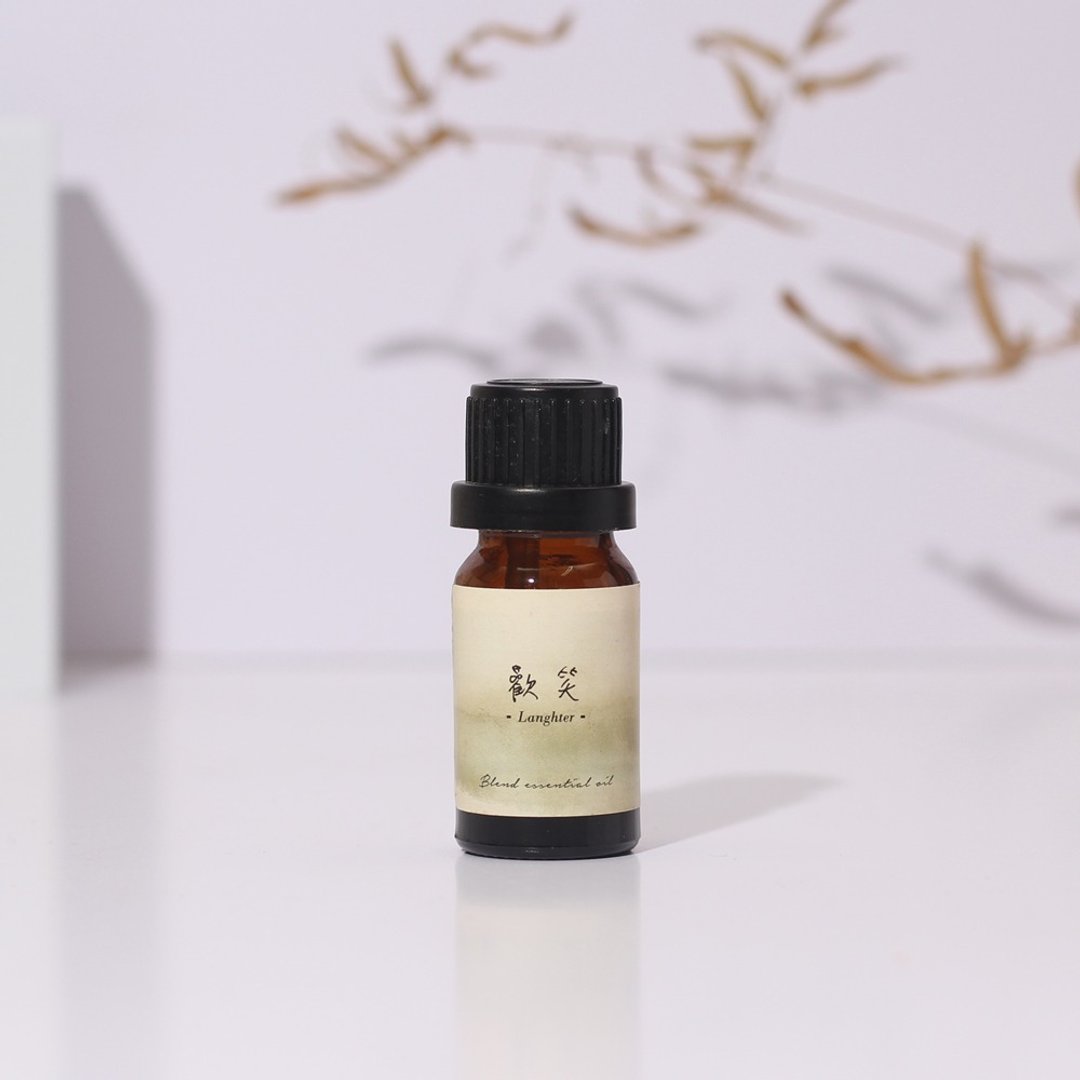 4楼公寓 | 复方精油【欢笑】甜美果香调 10ml - 香薰/精油/线香 - 植物．花 绿色
