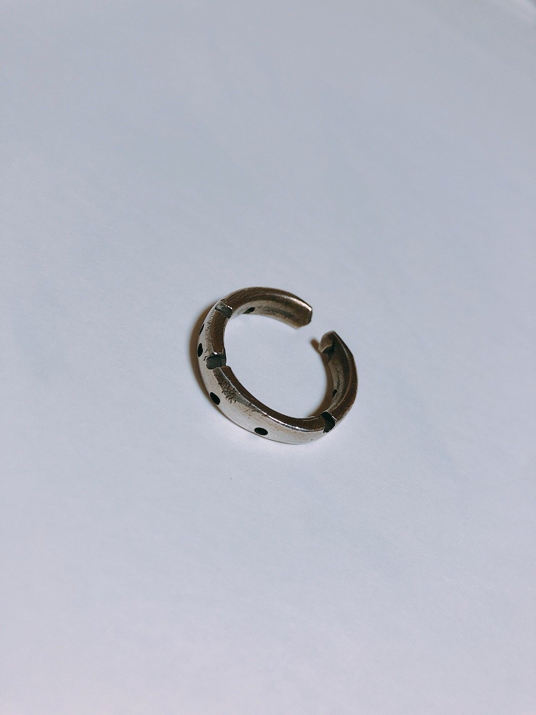 Hole bump ring - 戒指 - 银 