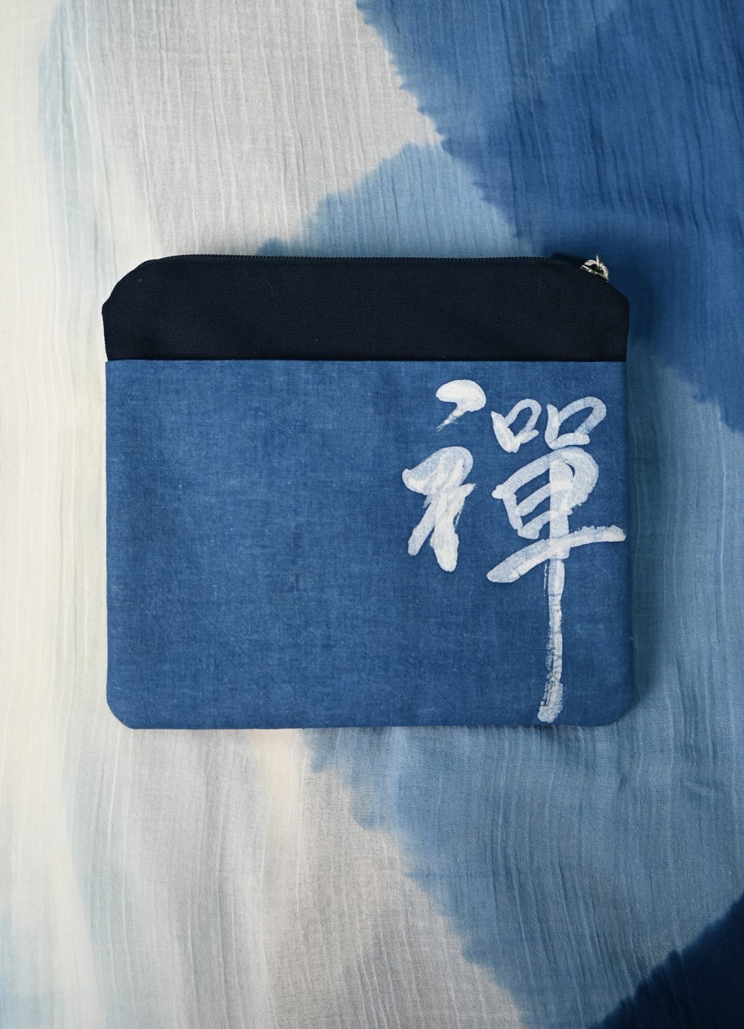 【记忆有限】蓝染斜背包/随身包-禅 - 侧背包/斜挎包 - 棉 蓝色