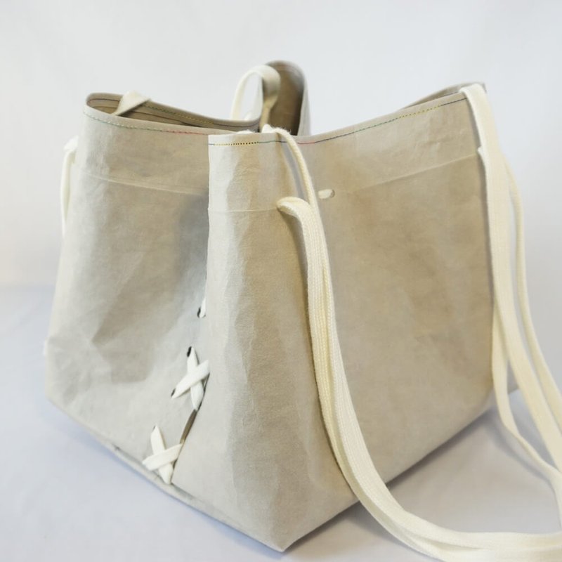 / 瑞典 TearoJoy / 纯素皮革手提包DIY组 - 皮件 - 环保材料 