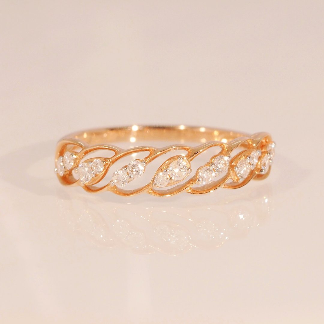 18K金钻石花朵戒指 The Diamond Blossom Ring in Roseate - 戒指 - 贵金属 