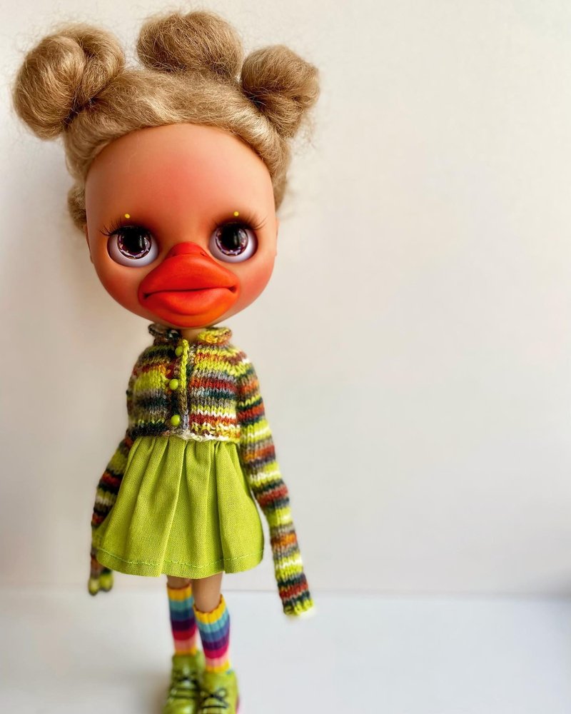 Duck Blythe Doll Custom Blythe doll Ooak Blythe with Sculpted - 玩偶/公仔 - 塑料 绿色