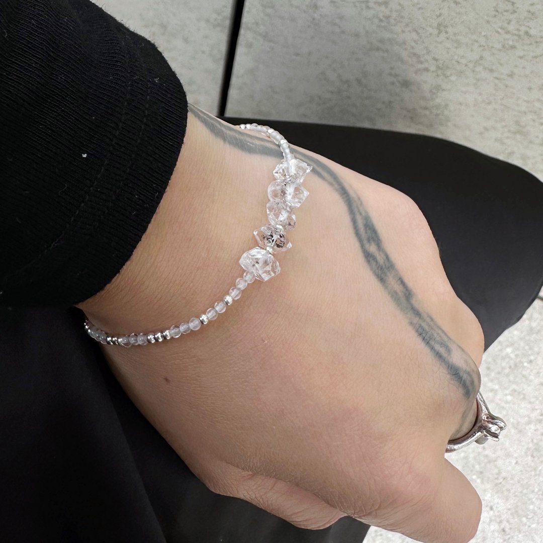 美国双尖赫尔基蒙闪灵钻 | 5-7mm 'Healing' Bracelets - 手链/手环 - 水晶 银色