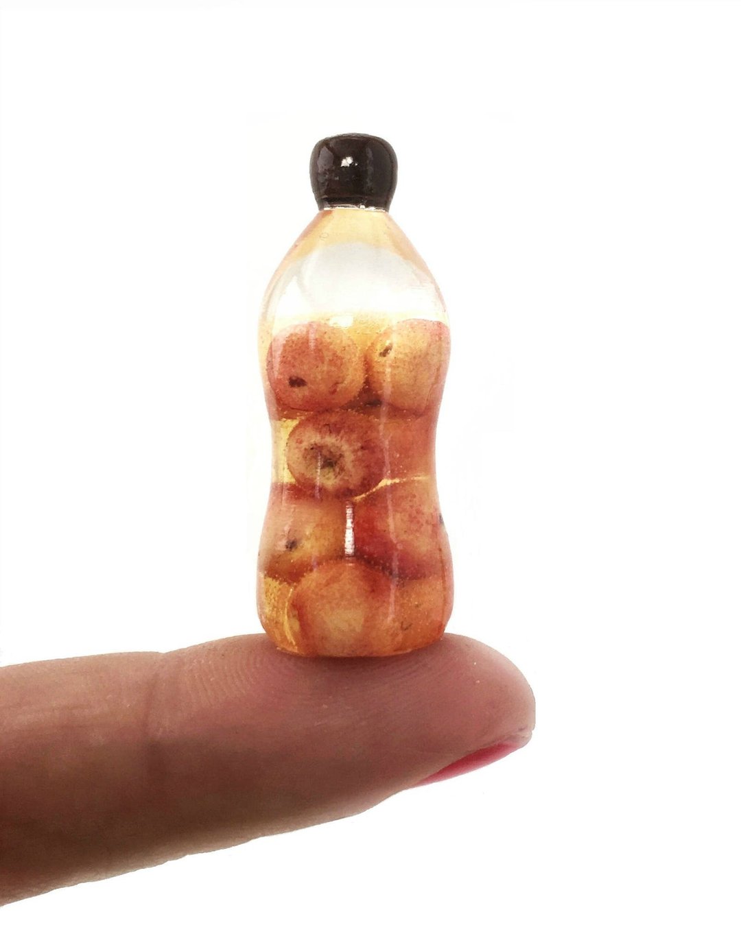 Dollhouse miniature 1:12 Bottle of apple juice, a jar of apples, apple juice - 玩具/玩偶 - 粘土 