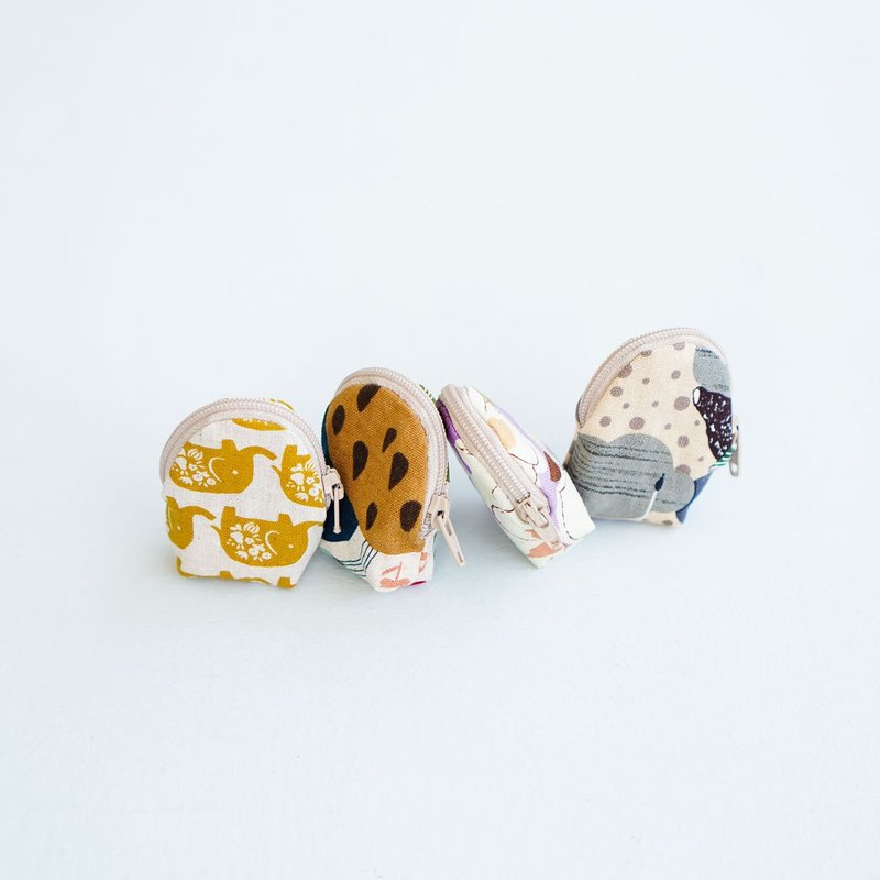 畅销礼物 最迷你 鸟蛋零钱包 可放15个十元硬币 可挑花布订制 - 零钱包 - 棉．麻 卡其色