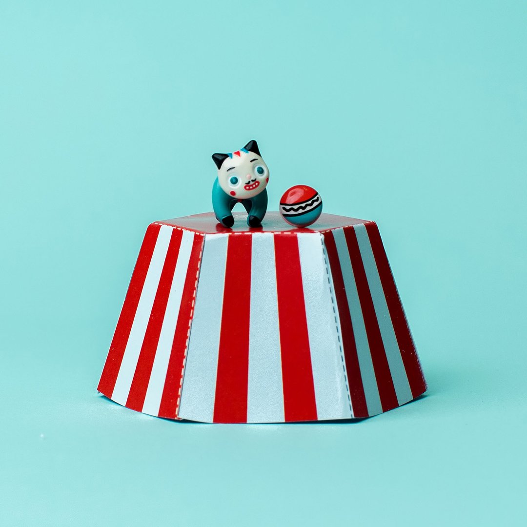 Nutcracker Cat - Polymer Clay Earrings, Handmade&Handpaited Catlover Gift - 耳环/耳夹 - 粘土 绿色