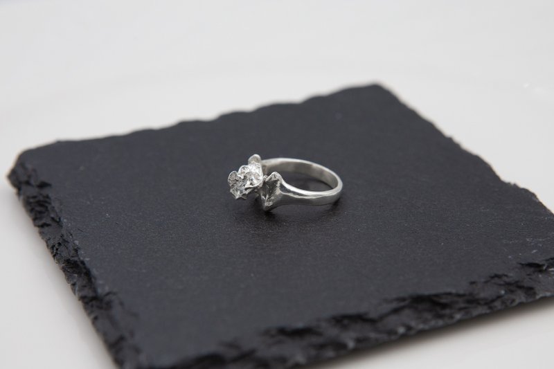 骸骨系列 - 单节脊椎戒指 宽 亮银款 - 戒指 - 银 银色