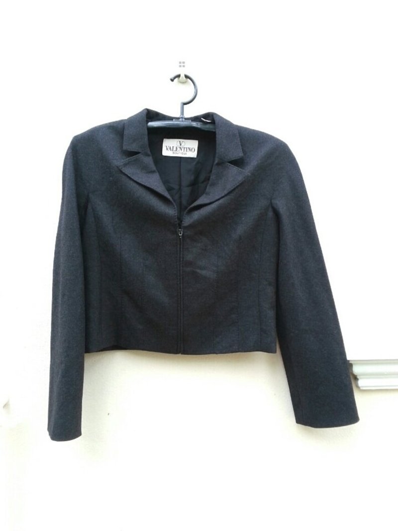 Valentino Boutique 品牌西装外套，女款 M 号，设计师复古夹克，全新无吊牌 - 女装休闲/机能外套 - 羊毛 