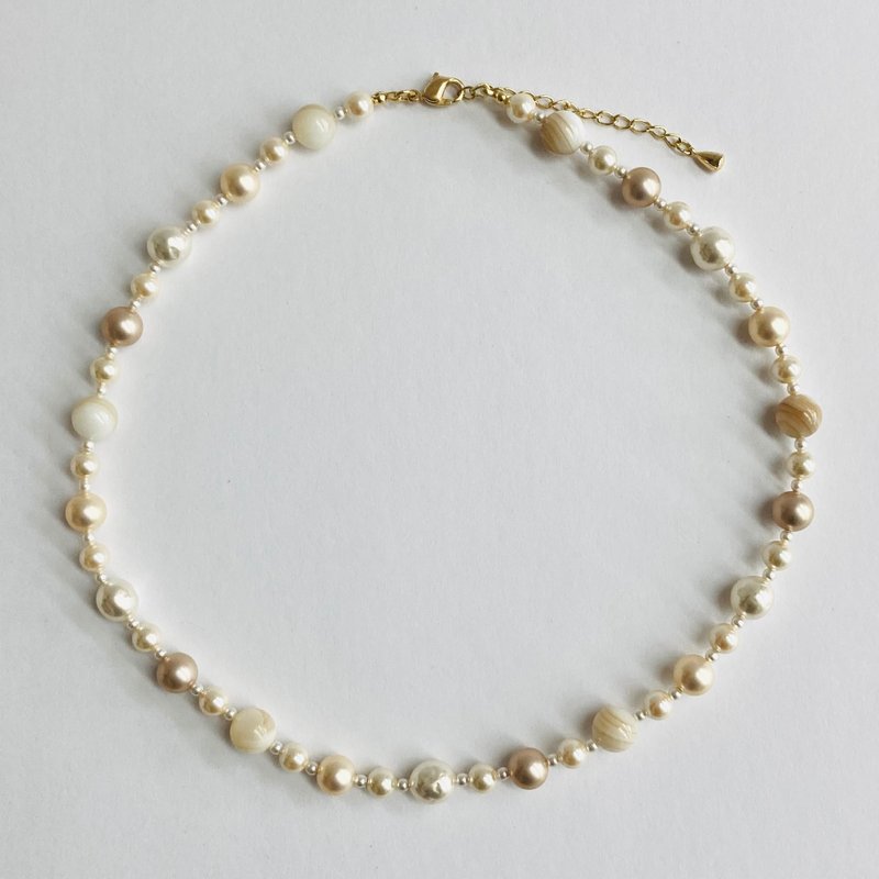 混合珍珠多色项链/约 6x8 毫米。 43 厘米/自然色混合/G/日本制造 - 项链 - 玻璃 白色