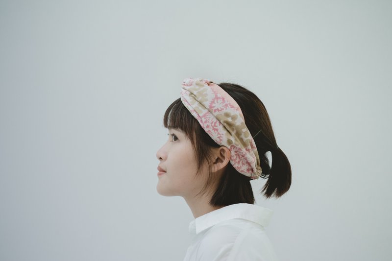 花凛 巾帽式 松紧极宽版/手工发带 - 发带/发箍 - 棉．麻 粉红色