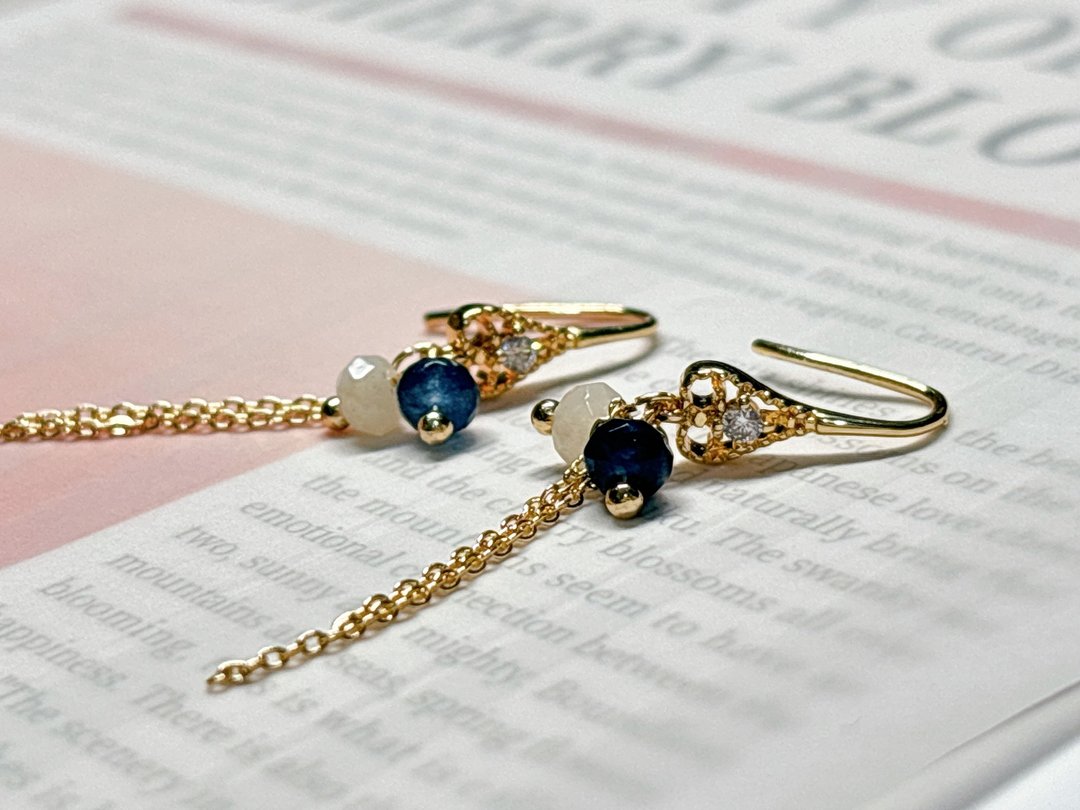 【原创手作】 偶蕊原创饰验室 l 墨青深海 l 耳饰。耳勾 - 耳环/耳夹 - 水晶 蓝色